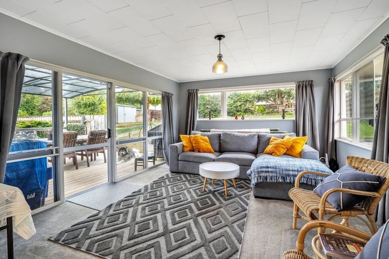 Photo of property in 11 Ries Street, Dannevirke, 4930