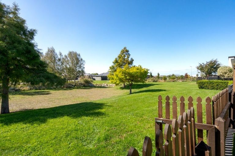 Photo of property in 23 Famille Close, Yaldhurst, Christchurch, 8042