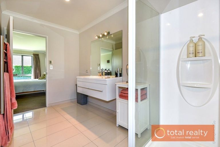 Photo of property in 8 Rosario Place, Aidanfield, Christchurch, 8025