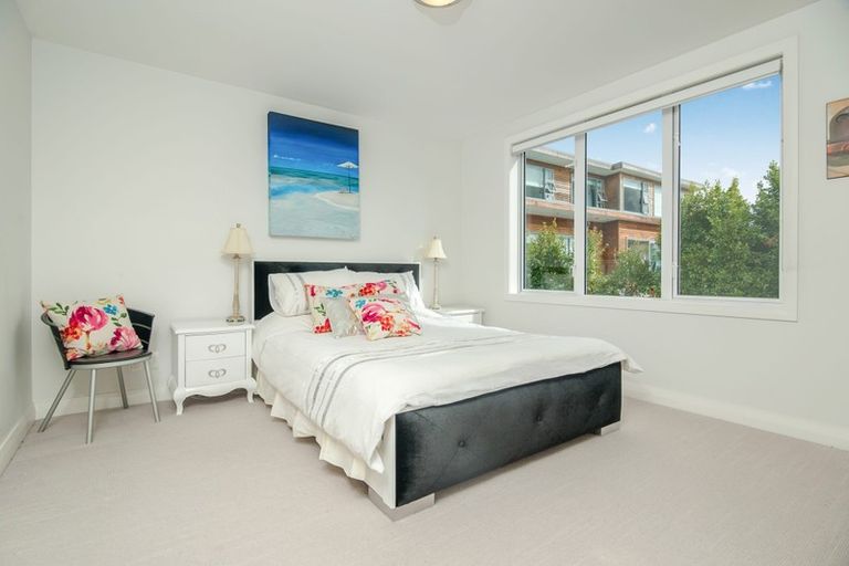 Photo of property in 154b Beach Road, Campbells Bay, Auckland, 0630