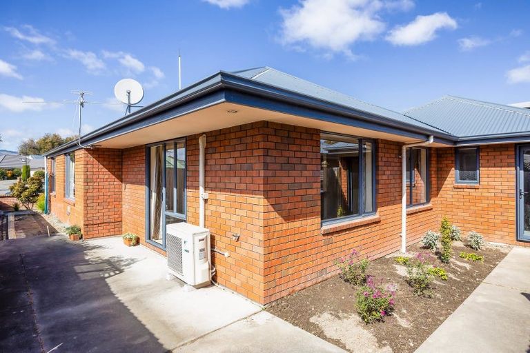 Photo of property in 63 Parade Court, Addington, Christchurch, 8024