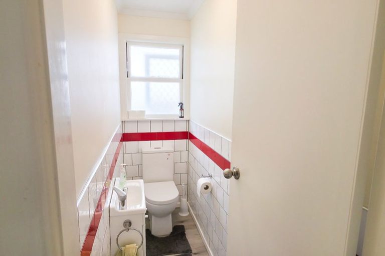 Photo of property in 22 Parenga Street, Wainuiomata, Lower Hutt, 5014