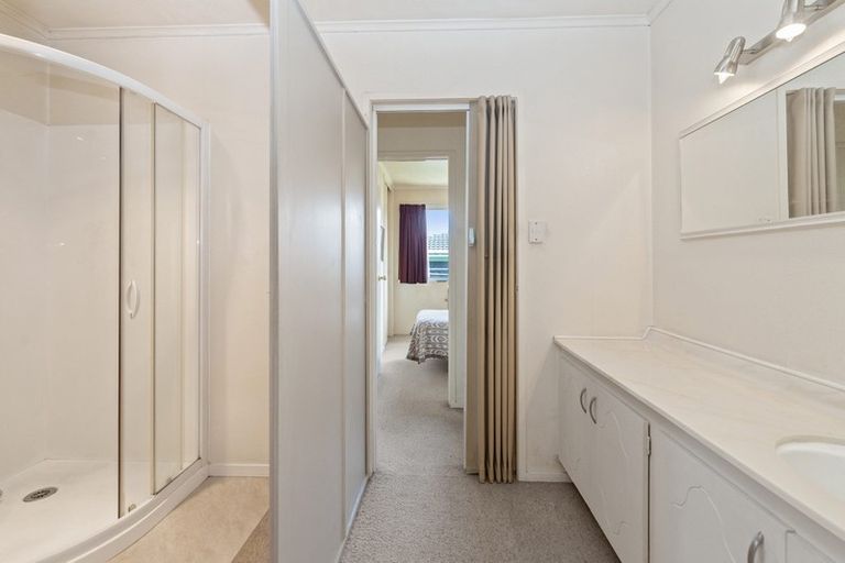 Photo of property in 2/2 Palm Court Drive, Glen Eden, Auckland, 0602