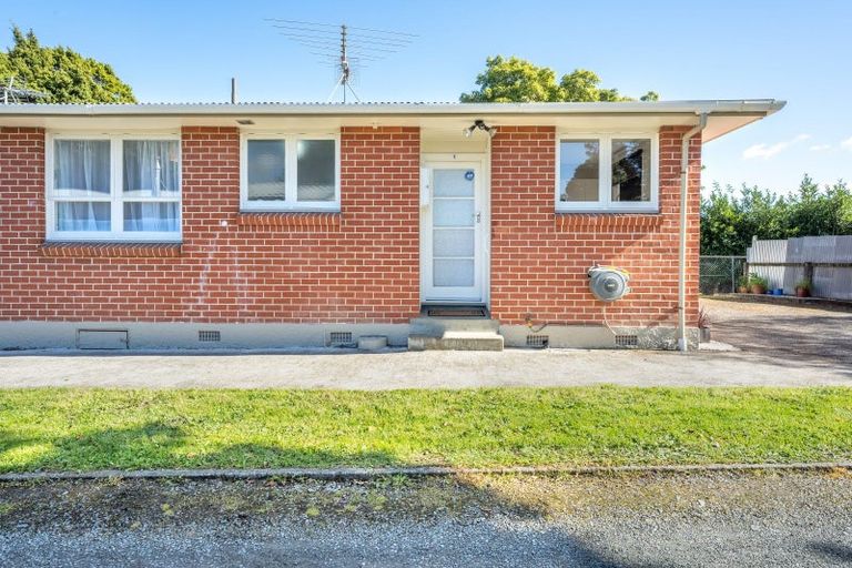 Photo of property in 1/76 Clouston Park Road, Clouston Park, Upper Hutt, 5018
