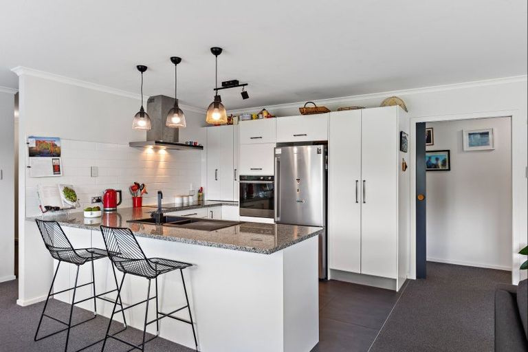 Photo of property in 1098 Queen Street East, Levin, 5571