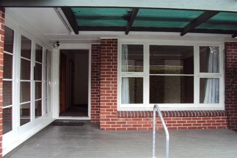 Photo of property in 32 Flower Street, Bryndwr, Christchurch, 8053