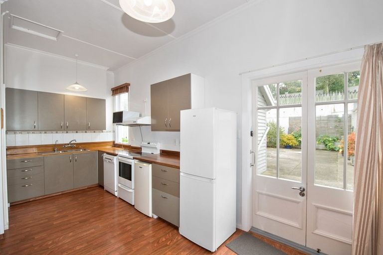 Photo of property in 39 Test Street, South Hill, Oamaru, 9400