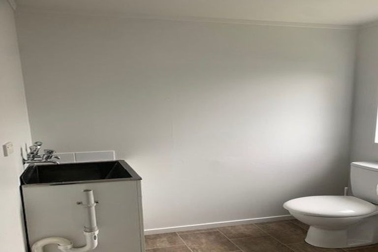 Photo of property in 36 Bowater Place, Manurewa, Auckland, 2102