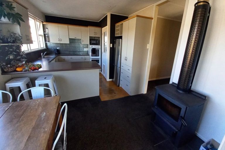 Photo of property in 3 Carlyle Street, Tuatapere, 9620