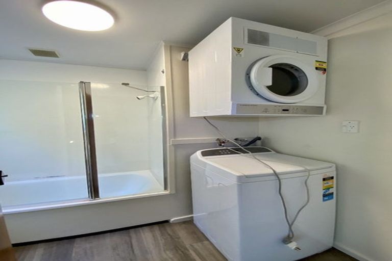 Photo of property in 19a Collier Avenue, Karori, Wellington, 6012