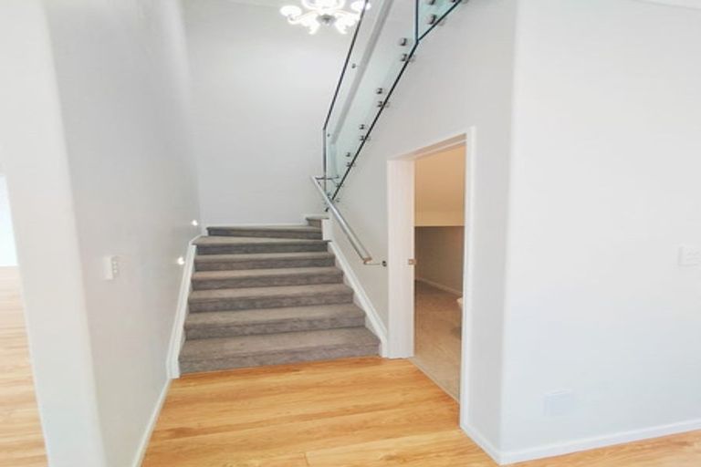 Photo of property in 4 Dungloe Avenue, Flat Bush, Auckland, 2019