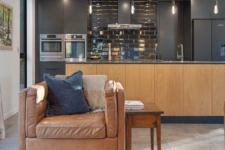 Photo of property in 11 Girvan Street, Fendalton, Christchurch, 8041