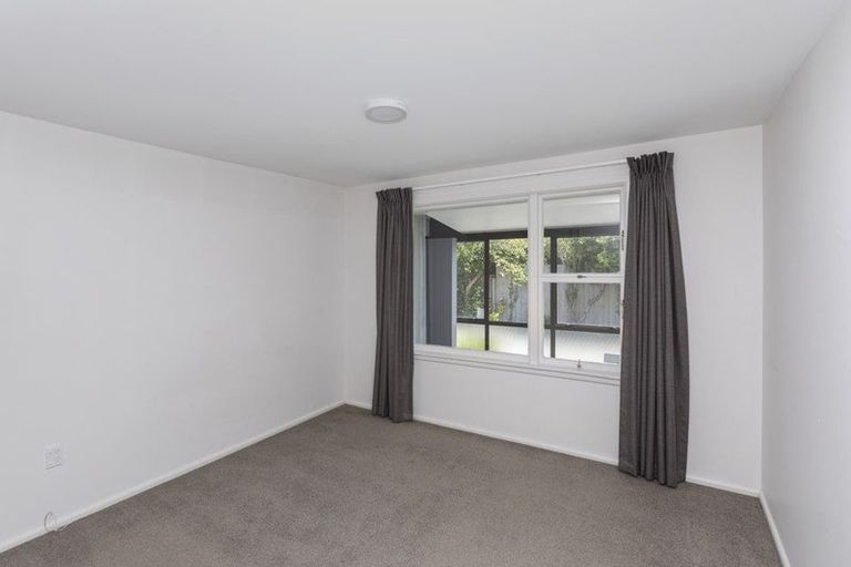 Photo of property in 2/70 Proctor Street, Papanui, Christchurch, 8053