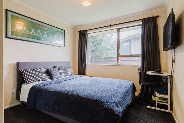 Photo of property in 43 Pencarrow Street, Highbury, Palmerston North, 4412