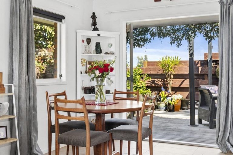 Photo of property in 41 Ridge Street, Otumoetai, Tauranga, 3110