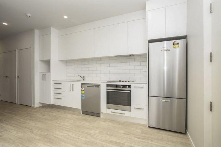 Photo of property in 104/165 Lake Road, Northcote, Auckland, 0627