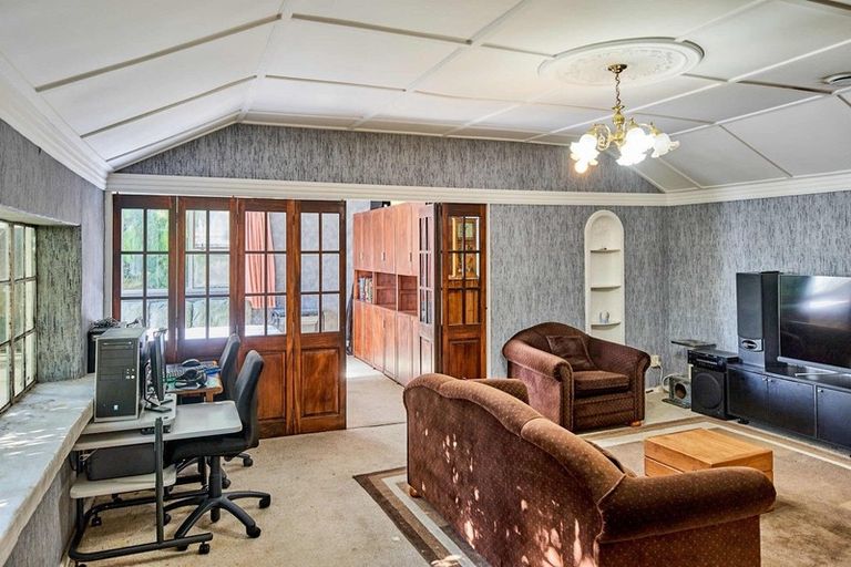 Photo of property in 107 Seddon Street, Naenae, Lower Hutt, 5011