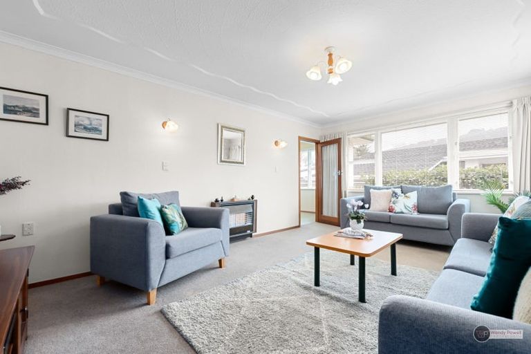 Photo of property in 23 Kiwi Street, Heretaunga, Upper Hutt, 5018