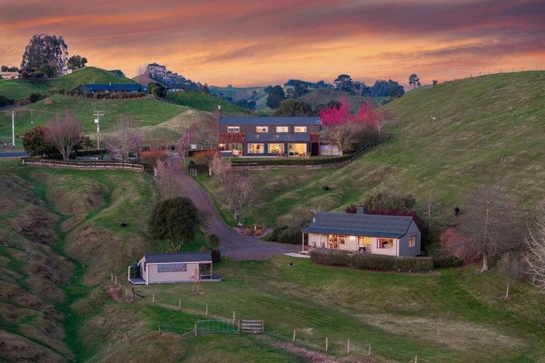 Photo of property in 83 Hitiri Road, Kinloch, Taupo, 3377