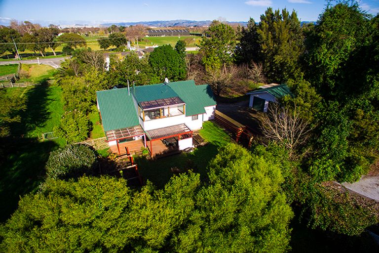 Photo of property in 1 Granny Tarr Street, Makaraka, Gisborne, 4010