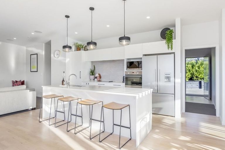 Photo of property in 42 Brightside Road, Stanmore Bay, Whangaparaoa, 0932