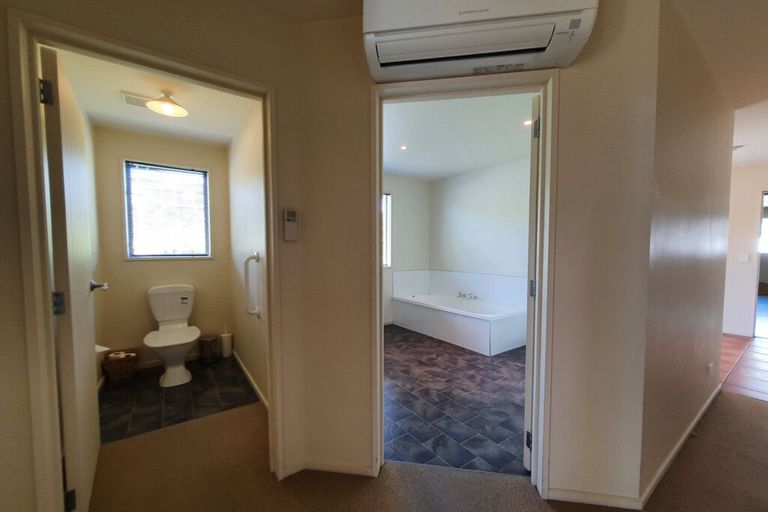 Photo of property in 27 Hamilton Drive, Lake Tekapo, 7999