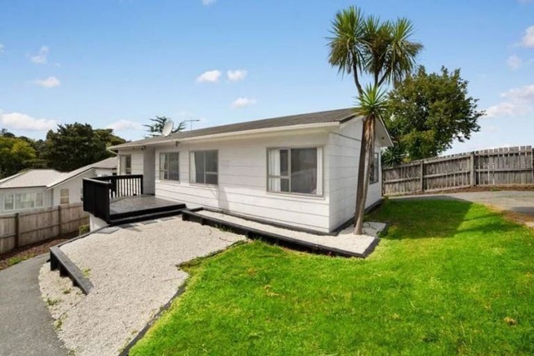 Photo of property in 6 Hiwihau Place, Glenfield, Auckland, 0629