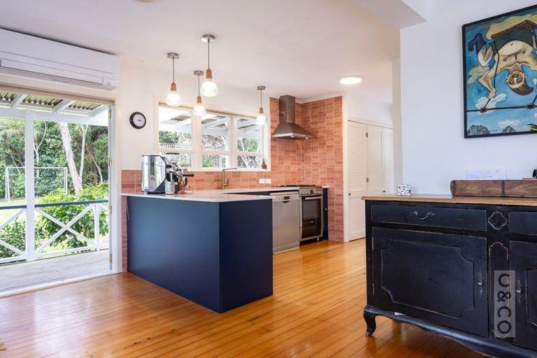 Photo of property in 244 School Road, Waimauku, 0881