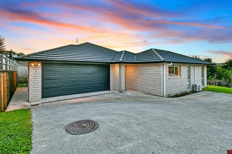 Photo of property in 60 Helenslee Road, Pokeno, 2402