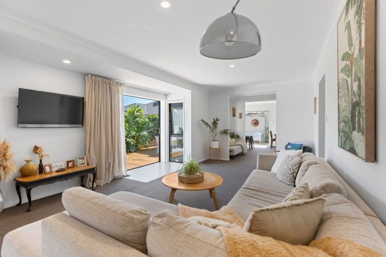 Photo of property in 227 Range Road, Papamoa Beach, Papamoa, 3118