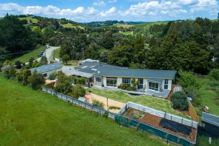 Photo of property in 21 Echo Valley Road, Mangawhai, Kaiwaka, 0573