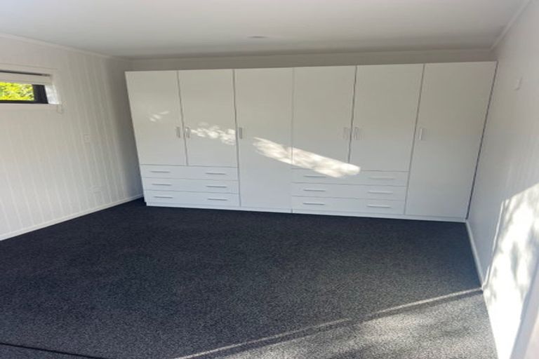 Photo of property in 28 Parawera Drive, Acacia Bay, Taupo, 3330