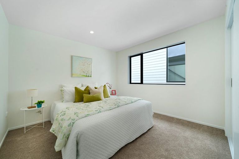 Photo of property in 6 Palmer Avenue, Glen Eden, Auckland, 0602