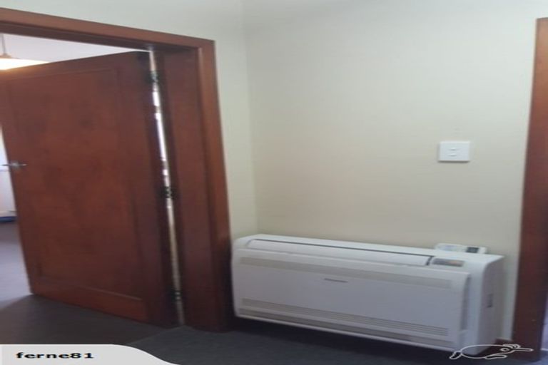 Photo of property in 118 Holly Road, St Albans, Christchurch, 8014