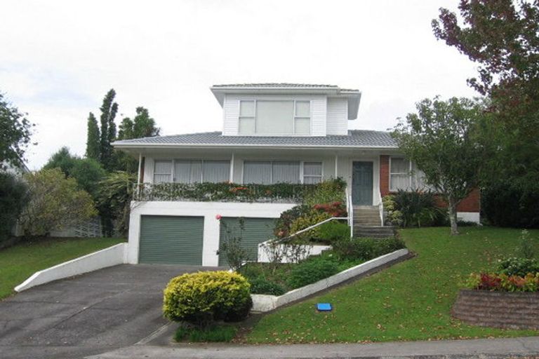 Photo of property in 4 The Anchorage, Sunnyhills, Auckland, 2010