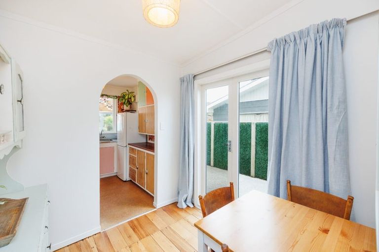 Photo of property in 16 Chrystal Street, Foxton Beach, Foxton, 4815