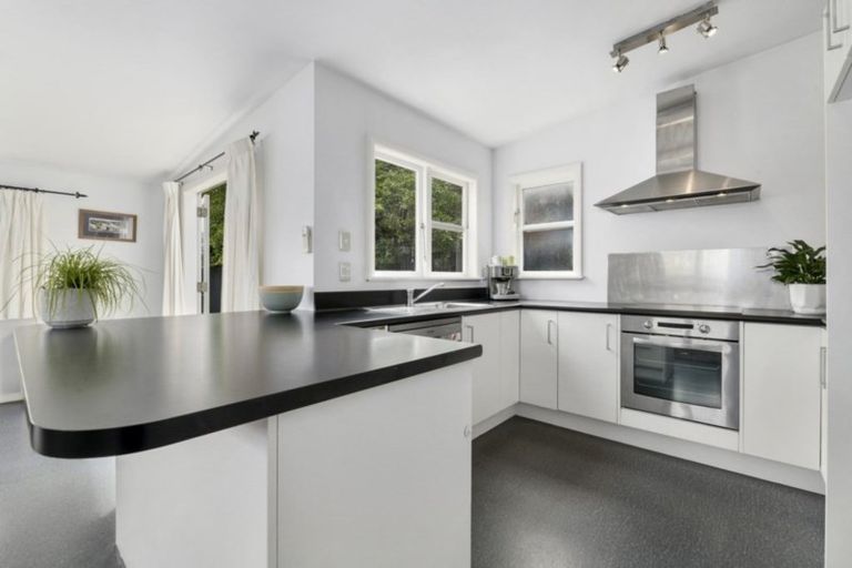 Photo of property in 13 Richmond Street, Petone, Lower Hutt, 5012