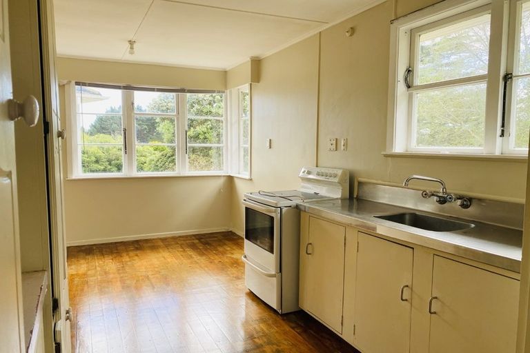 Photo of property in 13 Miranda Street, Cannons Creek, Porirua, 5024