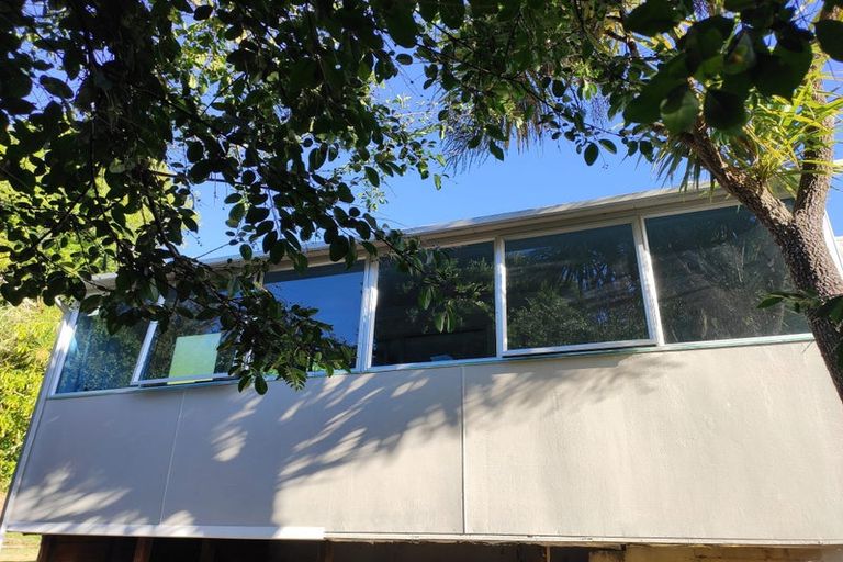 Photo of property in 2/19 Capilano Place, Glenfield, Auckland, 0629