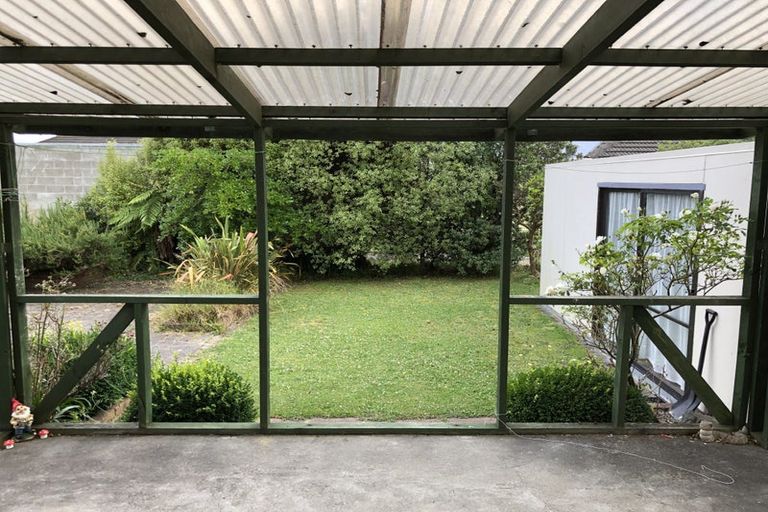 Photo of property in 17 Bauchop Road, Waterloo, Lower Hutt, 5011
