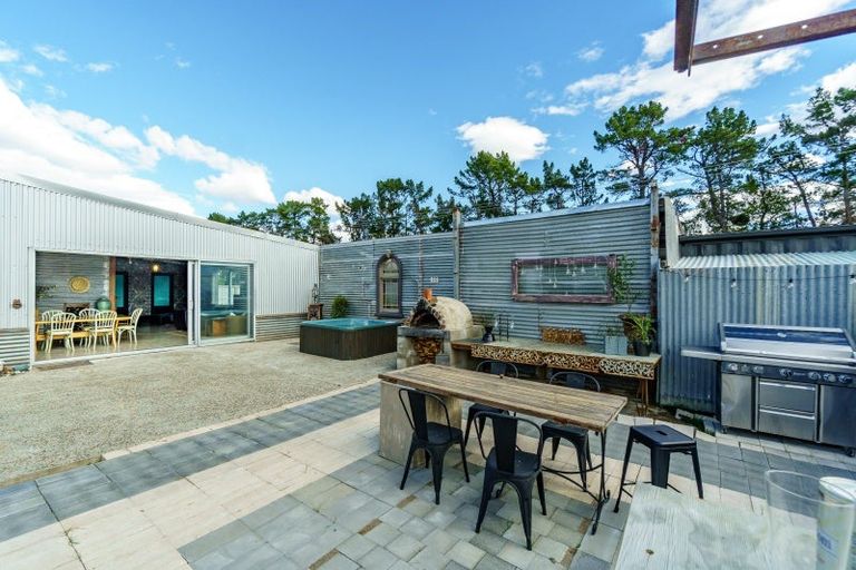 Photo of property in 454 Letts Gully Road, Letts Gully, Alexandra, 9393