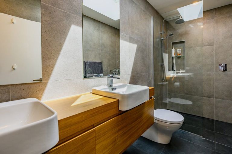 Photo of property in 18c Montana Place, Merrilands, New Plymouth, 4312