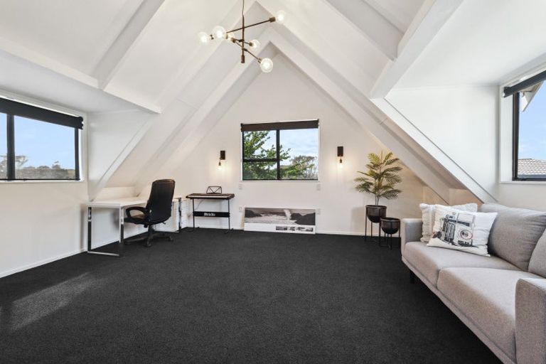 Photo of property in 9 Erin Street, Hawera, 4610