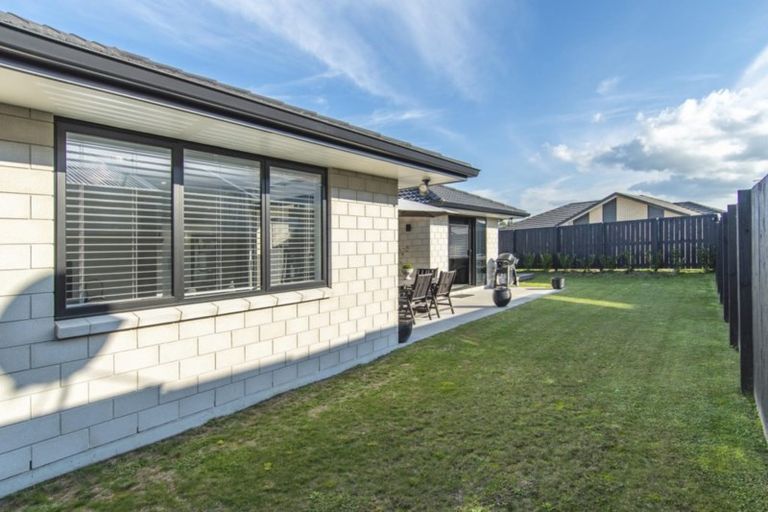 Photo of property in 15 Tuaia Street, Pyes Pa, Tauranga, 3112
