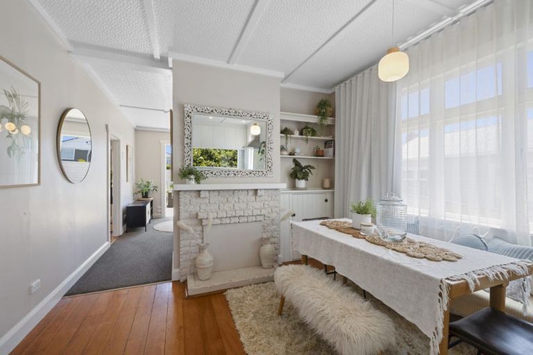 Photo of property in 22 Ngaio Street, Strandon, New Plymouth, 4312