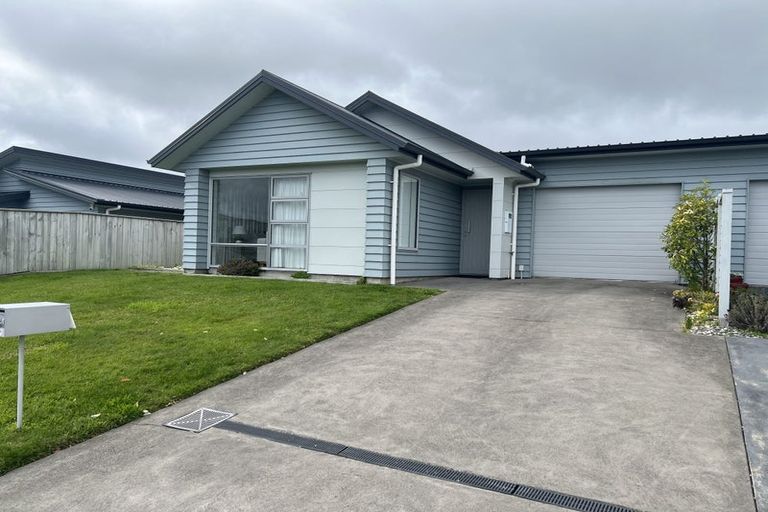 Photo of property in 1/88a Endeavour Drive, Whitby, Porirua, 5024
