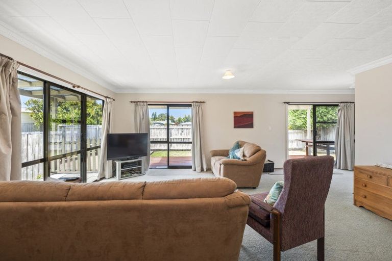 Photo of property in 27 Candu Lane, Kinloch, Taupo, 3377