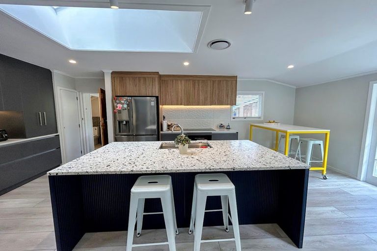 Photo of property in 23 Crest Road, Akatarawa, Upper Hutt, 5372