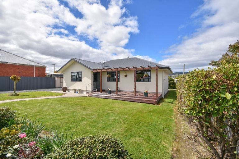 Photo of property in 13 Elderlee Street, Milton, 9220