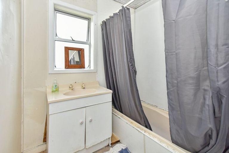 Photo of property in 9 Rimu Road, Manurewa, Auckland, 2102